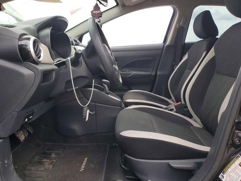 2020 Nissan Versa sv