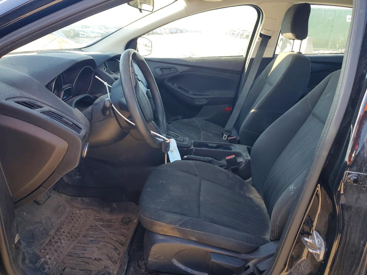 2016 Ford Focus s