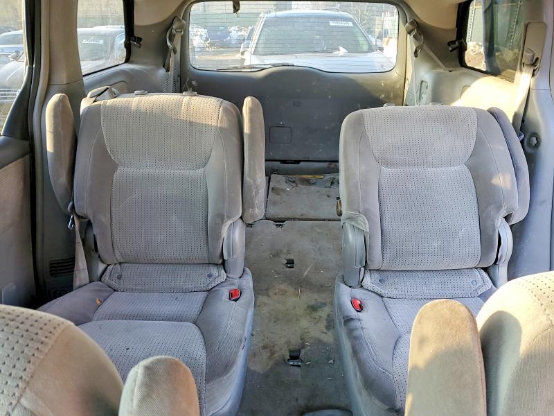 2008 Toyota Sienna ce