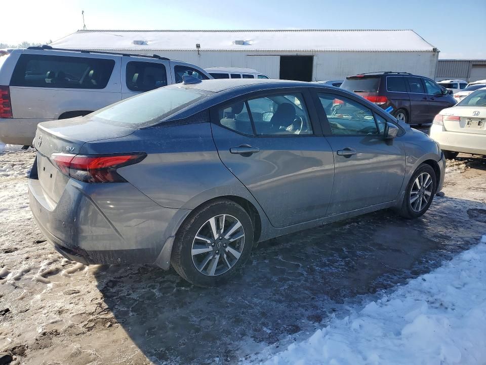2024 Nissan Versa sv