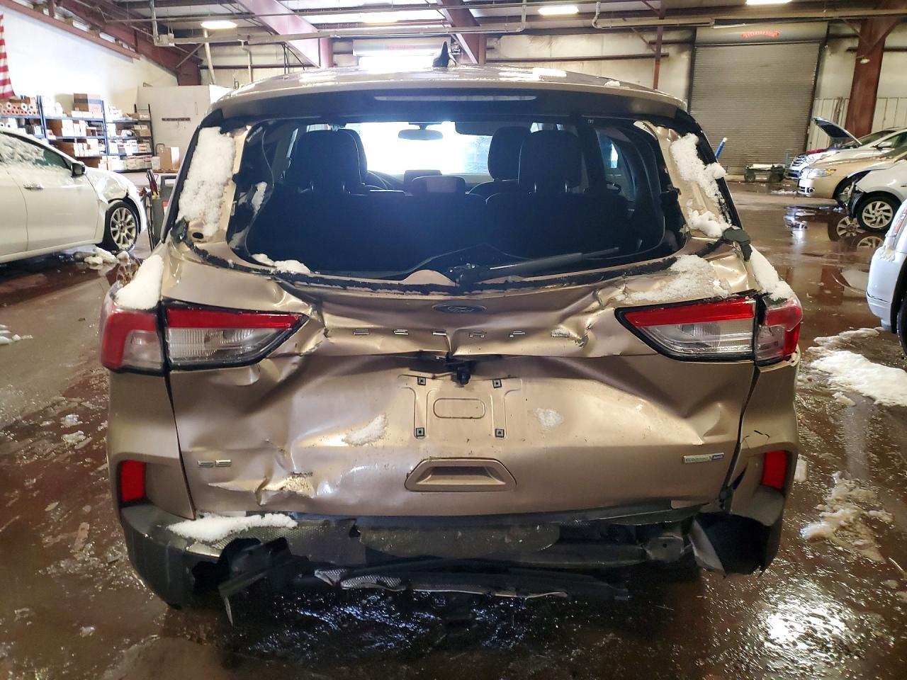 2020 Ford Escape se