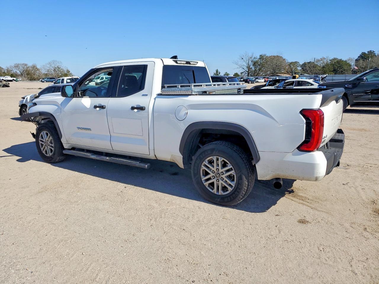 2022 Toyota Tundra SR5