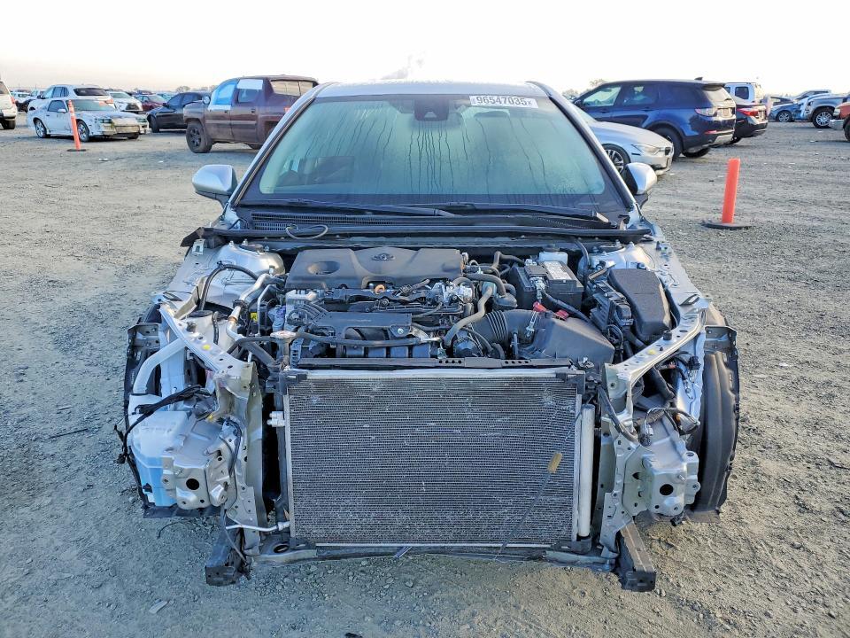2022 Toyota Camry le