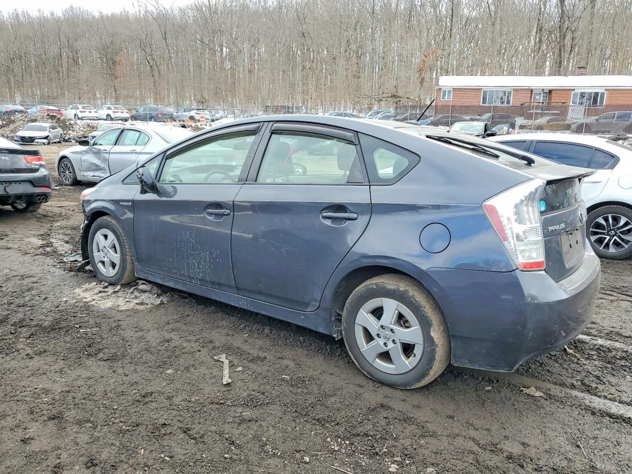 2010 Toyota Prius iii