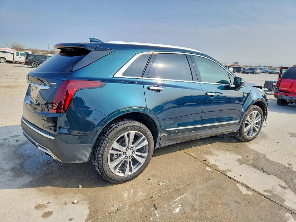 2025 Cadillac XT5 Premium Luxury