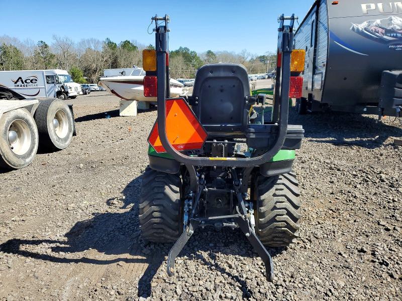 2022 John Deere 1025R Mfwd Tractor