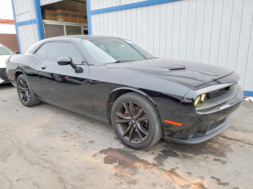 2018 Dodge Challenger sxt