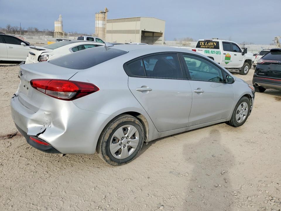 2018 KIA Forte lx