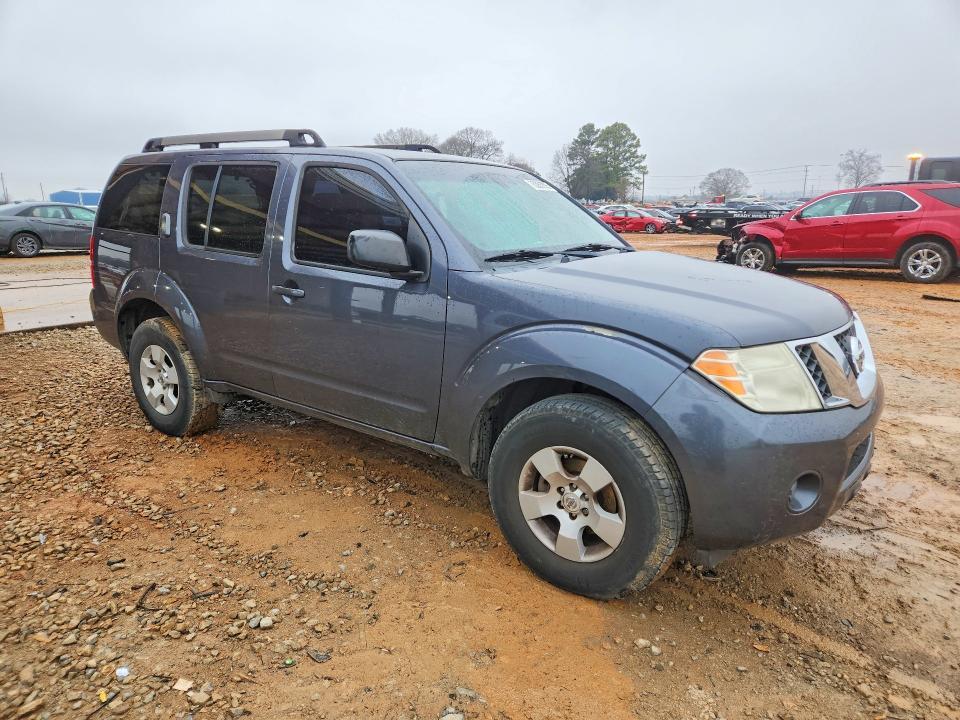 2011 Nissan Pathfinder s