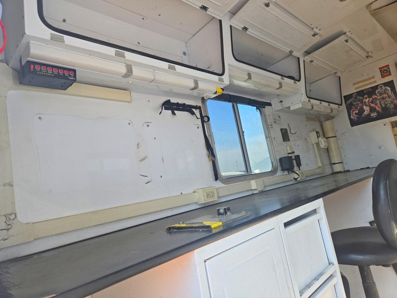 2014 Featherlite 2013 Featherlite Fiber Optic Splicing Trailer