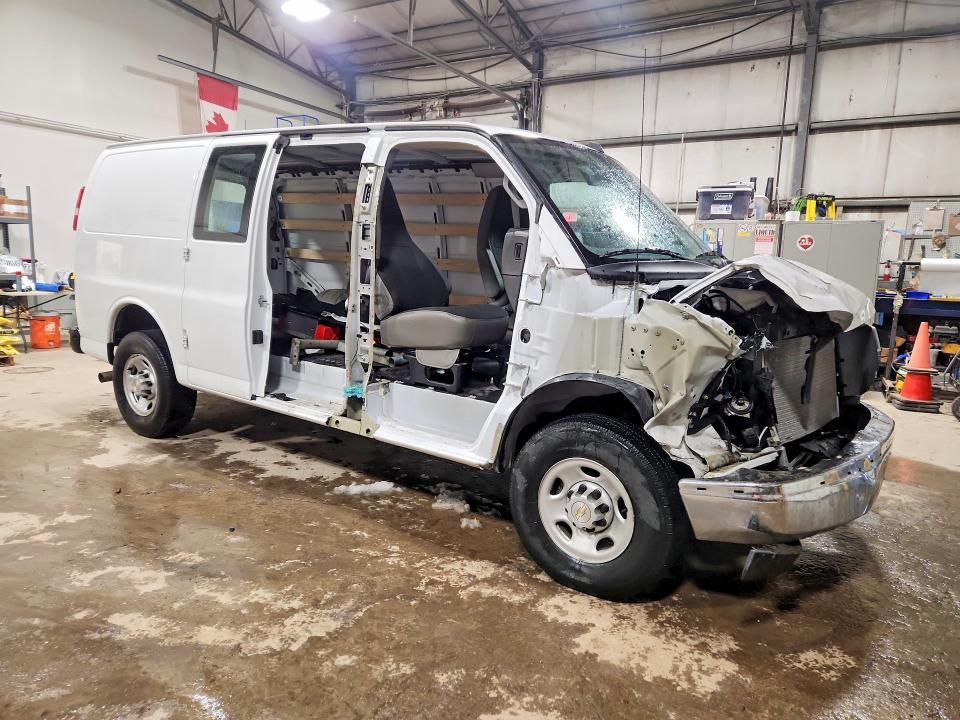 2024 Chevrolet Express G2500