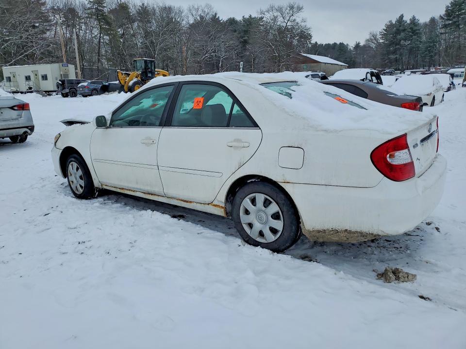 2004 Toyota Camry le