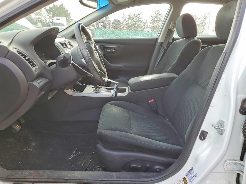 2015 Niss Altima 2.5 sv