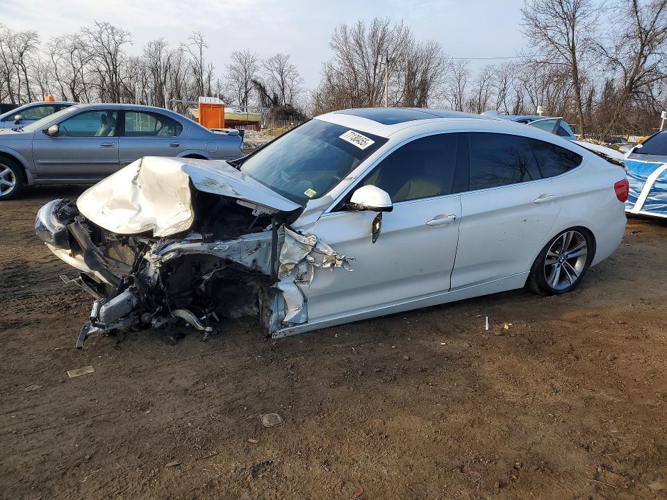 2017 BMW 330 Xigt