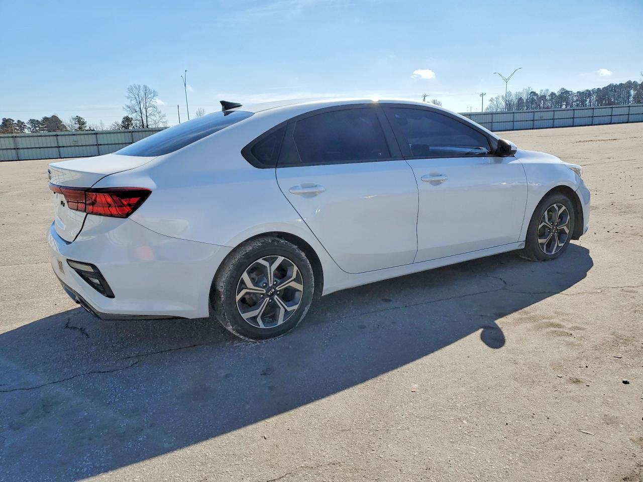 2021 KIA Forte fe
