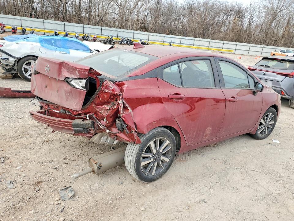 2025 Nissan Versa sv
