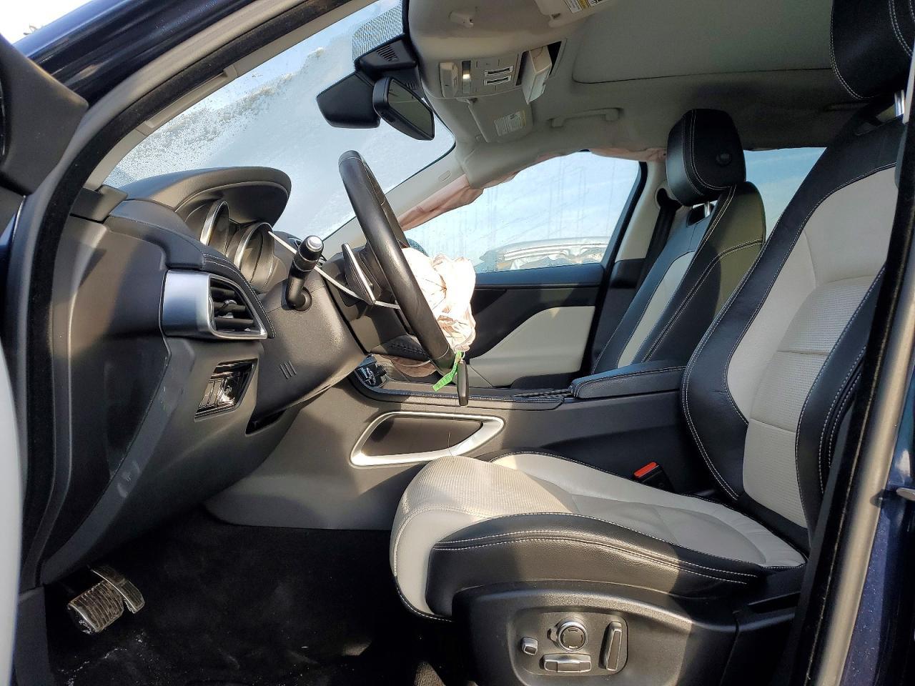 2018 Jaguar F-pace R-sport