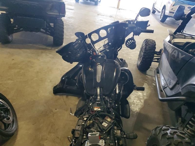 2018 Harley-Davidson Flhxs Street Glide Special