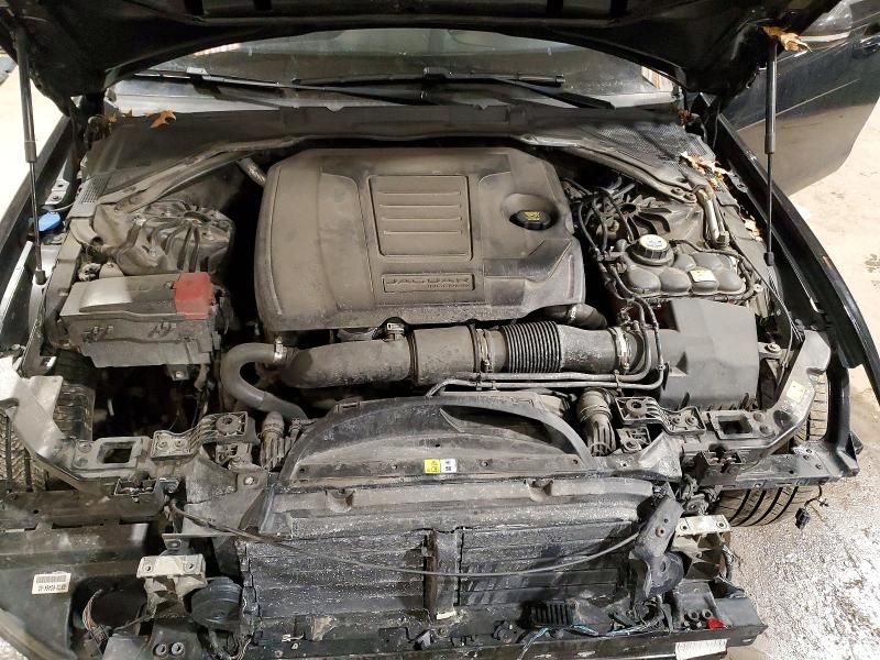 2018 Jaguar Xe Premium