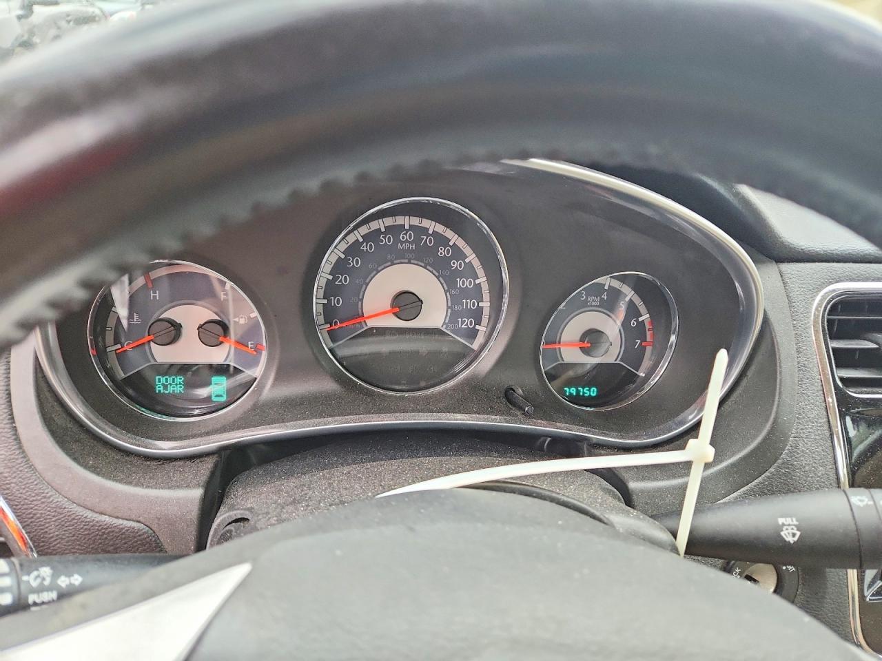 2012 Chrysler 200 Limited