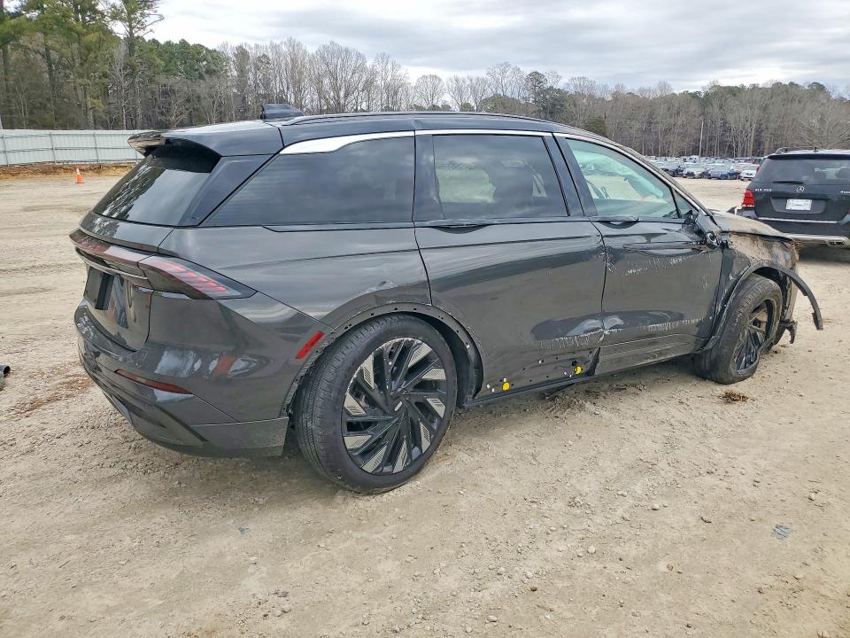 2024 Lincoln Nautilus Black Label