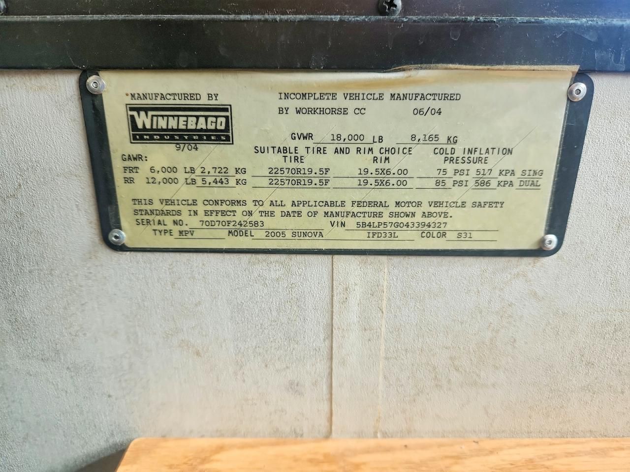 2005 Workhorse Custom Chassis P32 RV