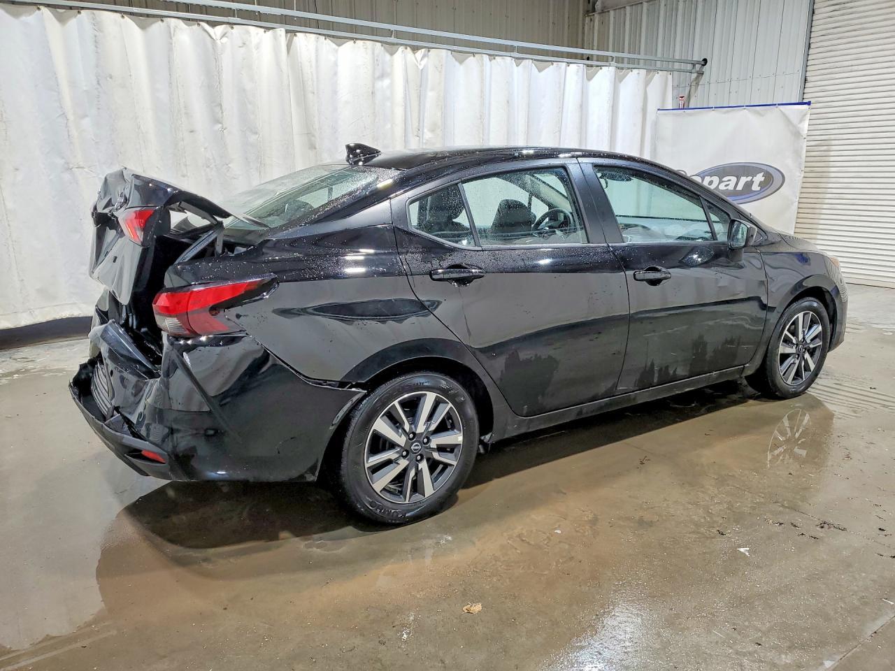 2025 Nissan Versa sv