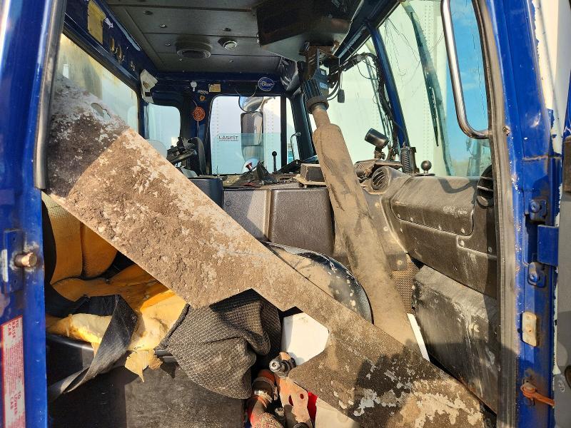 2016 Autocar Llc Xpeditor