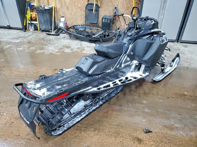 2019 Skidoo Summit 600