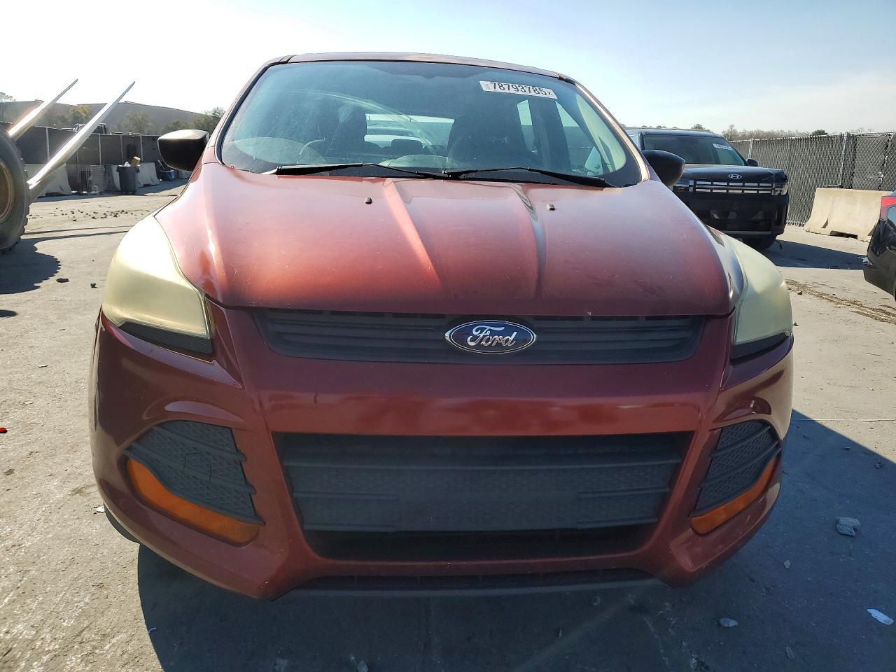 2014 Ford Escape s