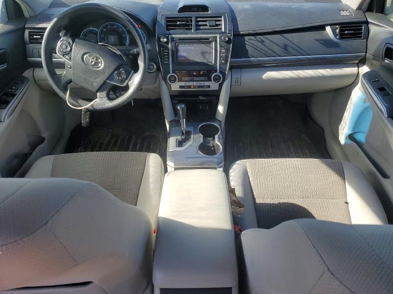 2014 Toyota Camry Hybrid