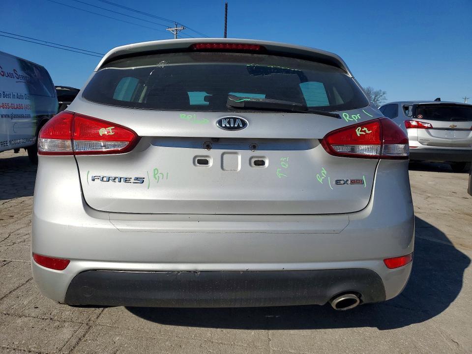 2016 KIA Forte fe
