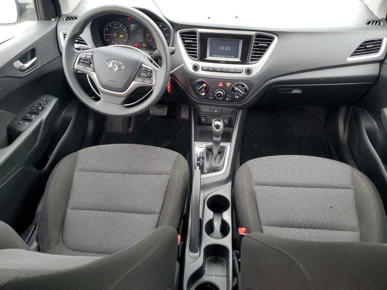 2022 Hyundai Accent se