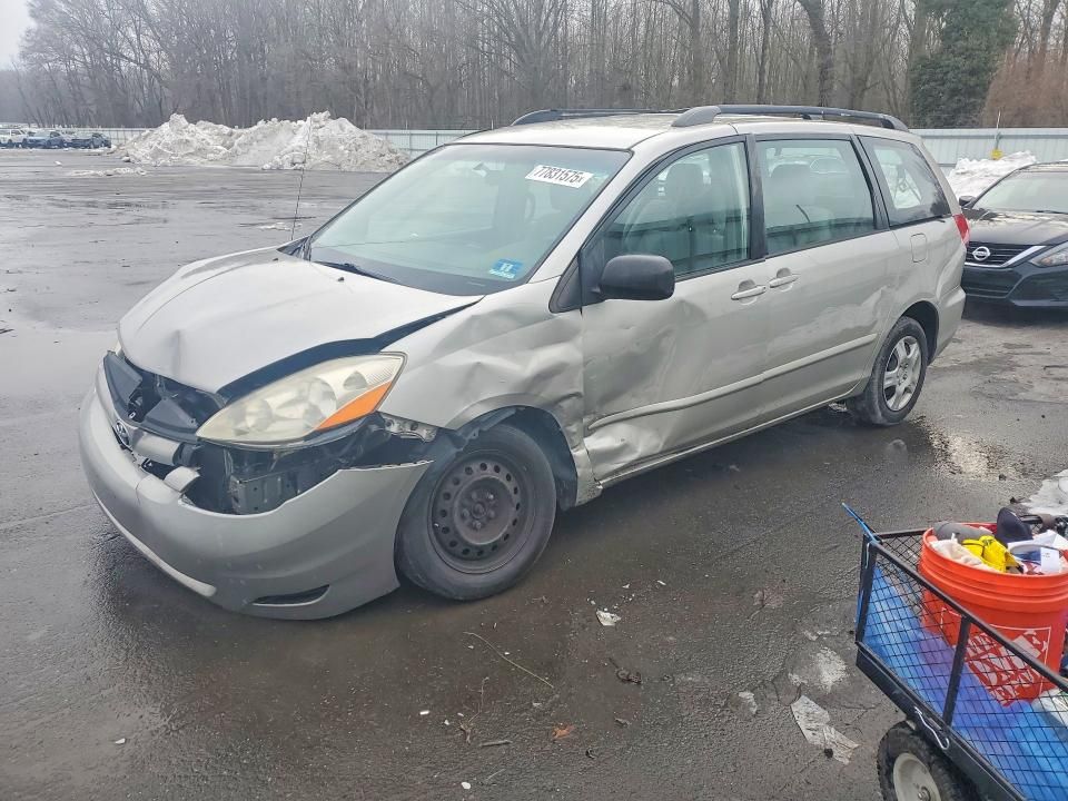 2009 Toyota Sienna ce