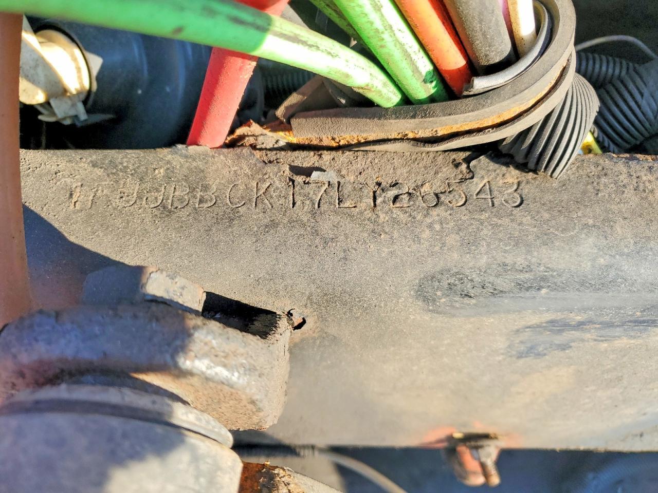 2007 Freightliner CST120 Semi Truck