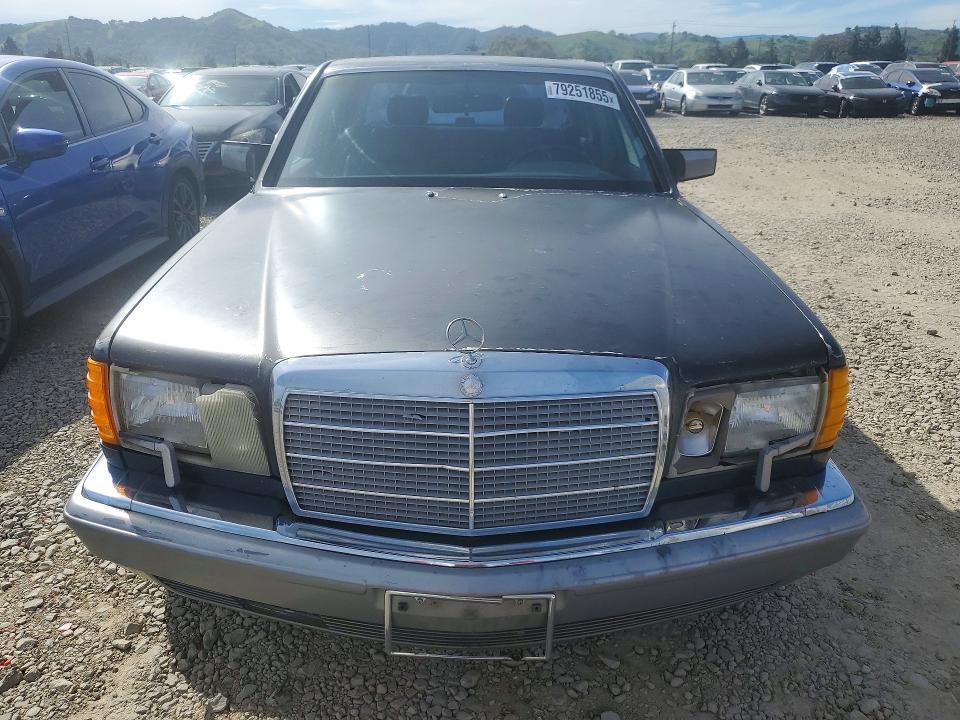 1988 Mercedes-Benz 560 sel