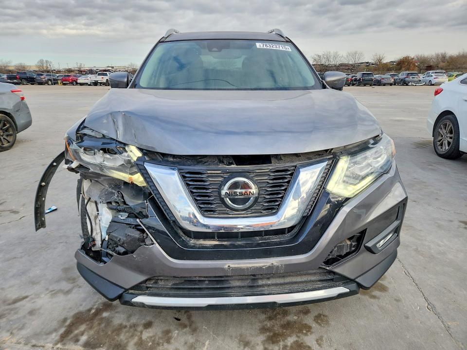 2020 Nissan Rogue s