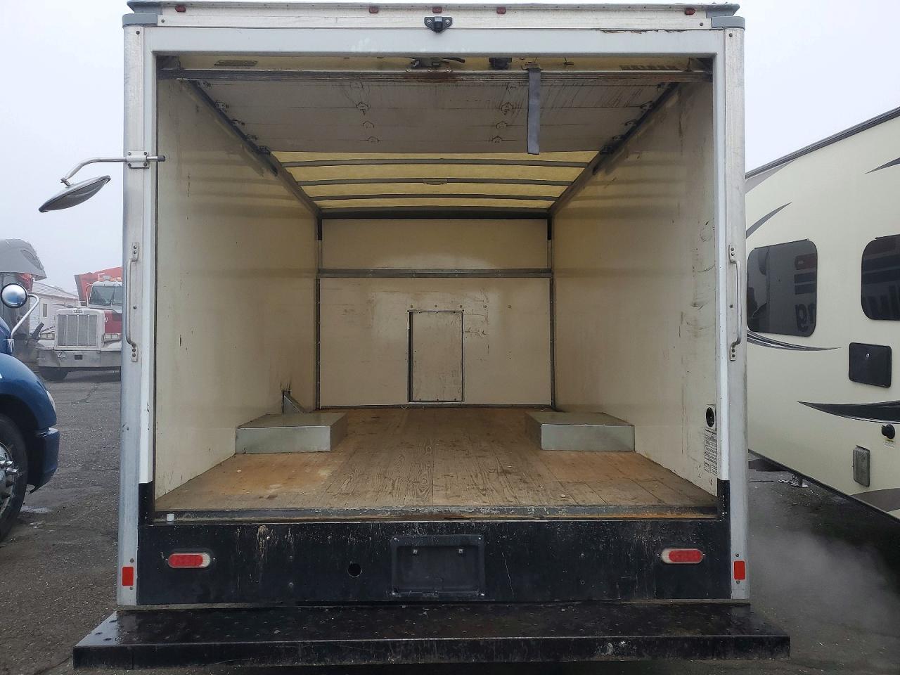 2019 Chevrolet Express Delivery Truck