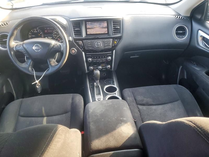 2015 Nissan Pathfinder s