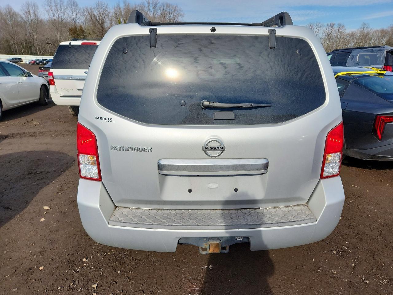 2012 Nissan Pathfinder s