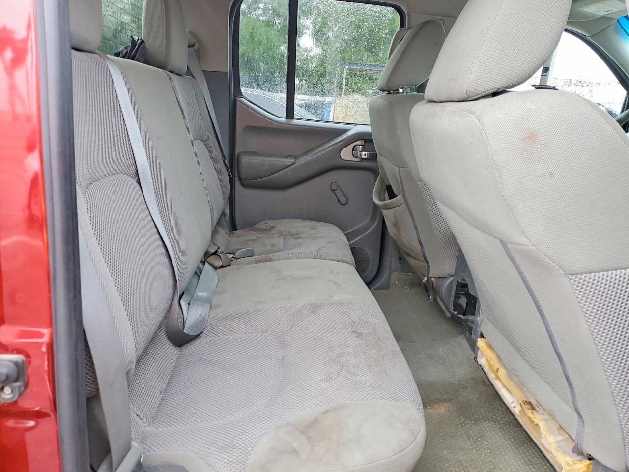2018 Nissan Frontier s
