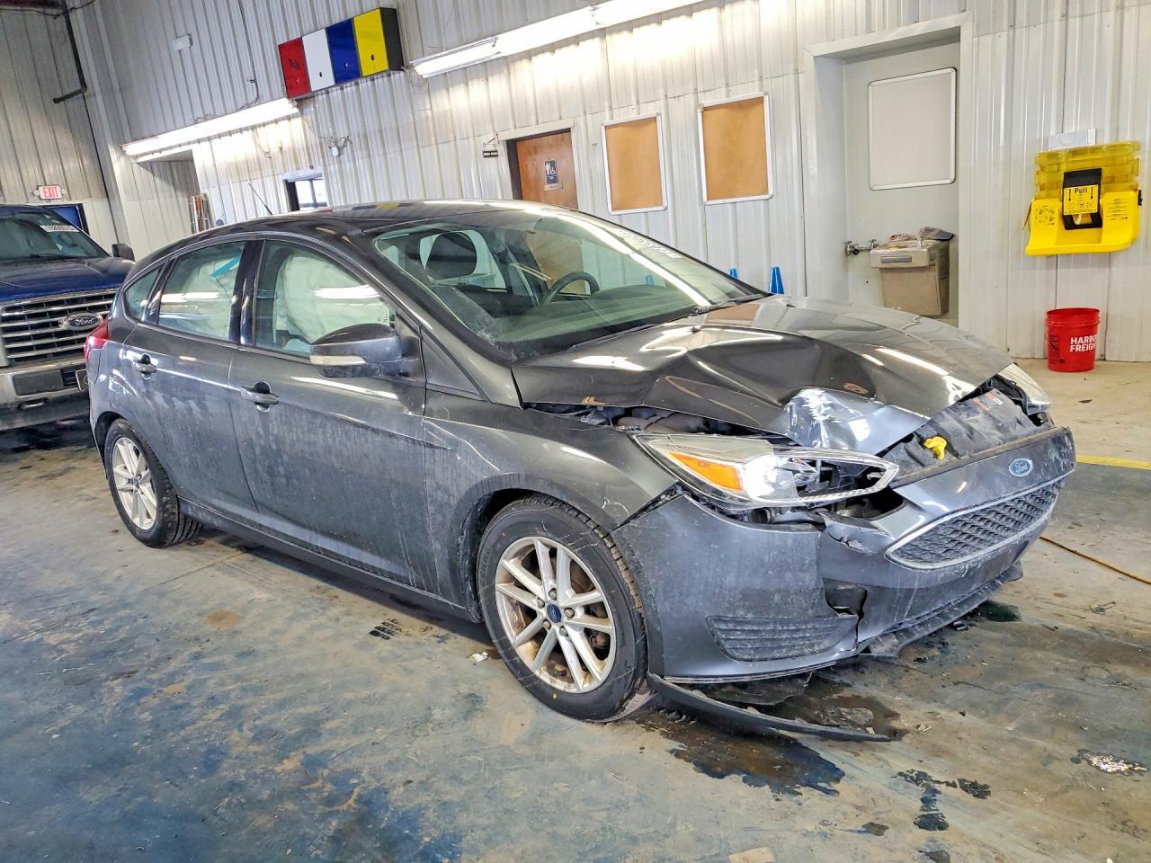 2016 Ford Focus se