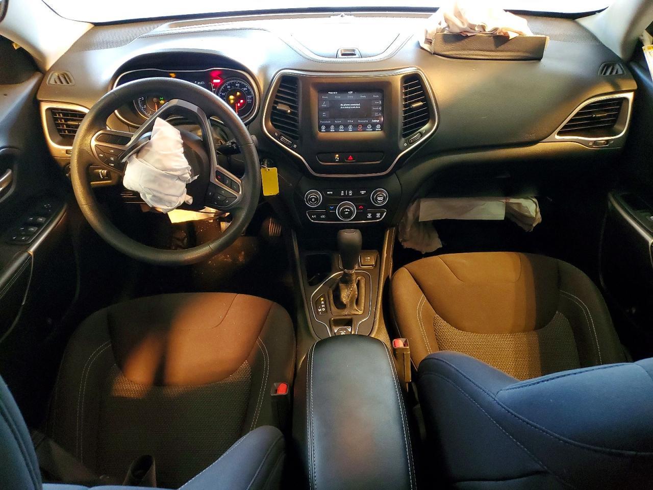 2020 Jeep Cherokee Latitude