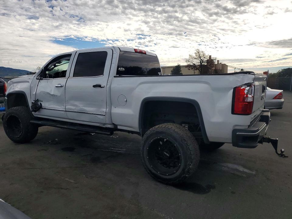 2018 GMC Sierra K2500 slt