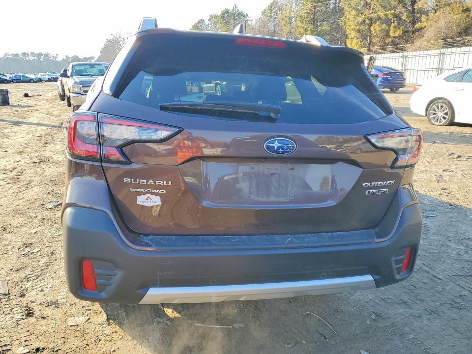 2022 Subaru Outback Touring