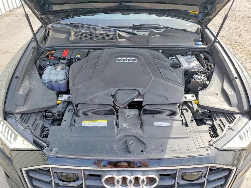 2019 Audi Q8 Prestige