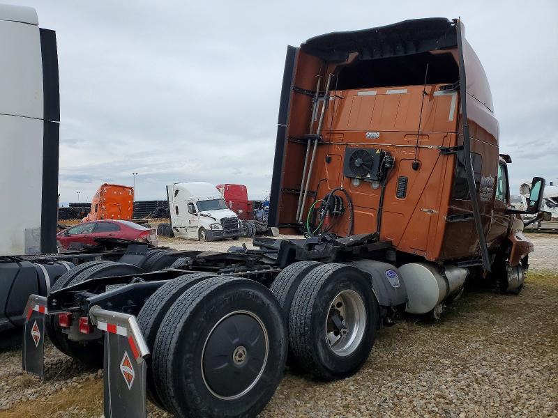 2025 International LT625