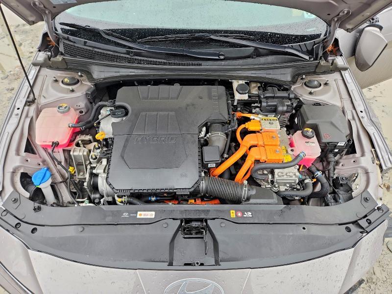 2024 Hyundai Elantra Hybrid Limited