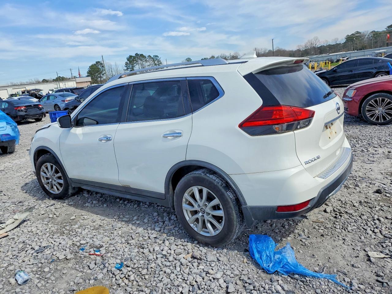2017 Nissan Rogue s