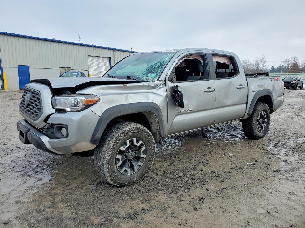 2022 Toyota Tacoma TRD OFF-Road